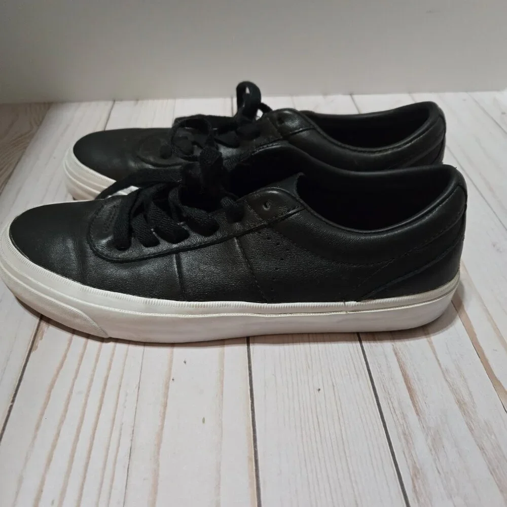Converse One Star CC OX Black Skate Shoes Men’s 8 Women’s 9.5